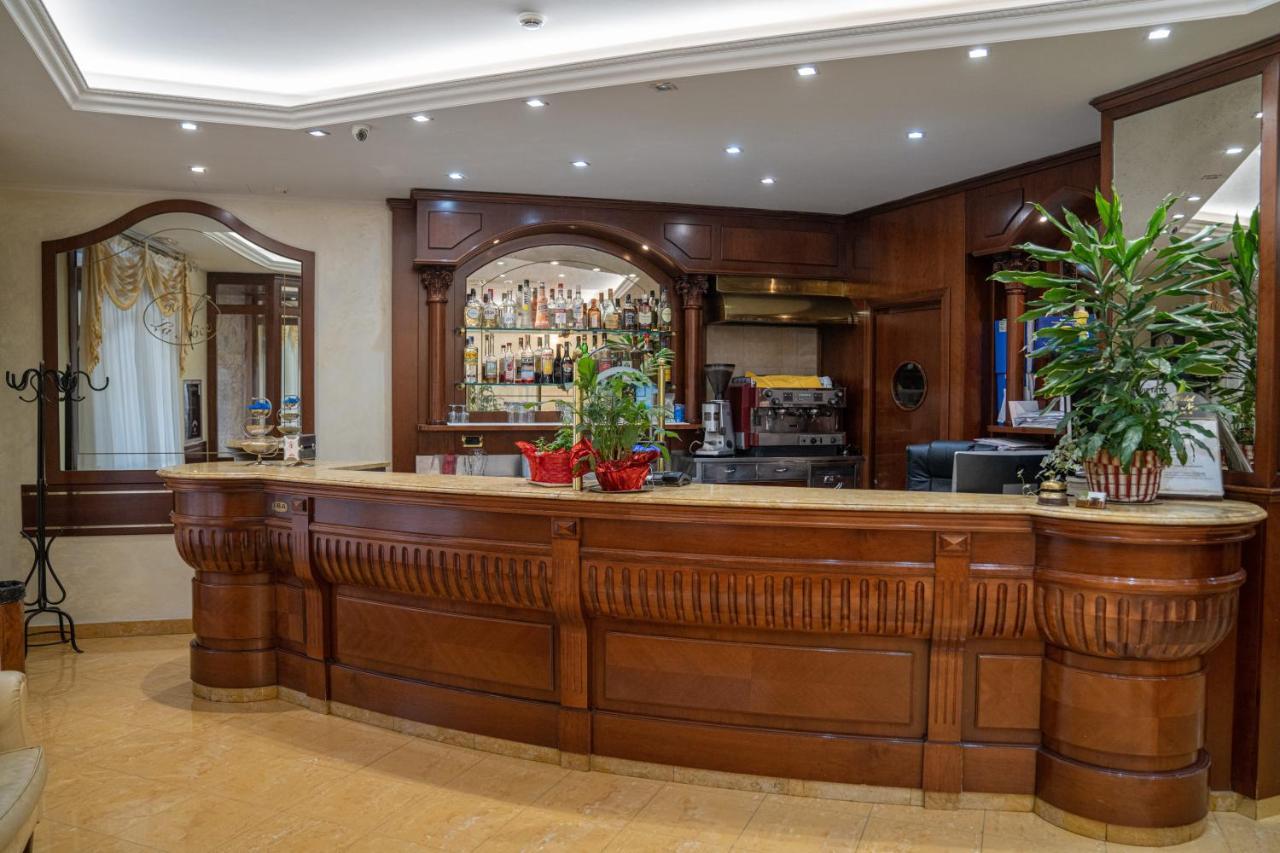 Hotel La Noce Chivasso Dış mekan fotoğraf