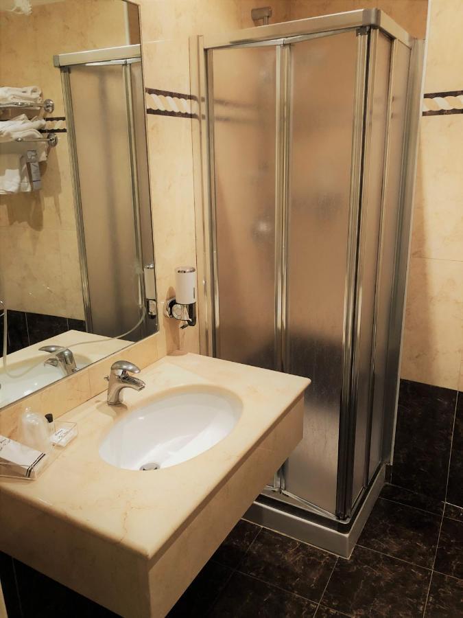 Hotel La Noce Chivasso Dış mekan fotoğraf