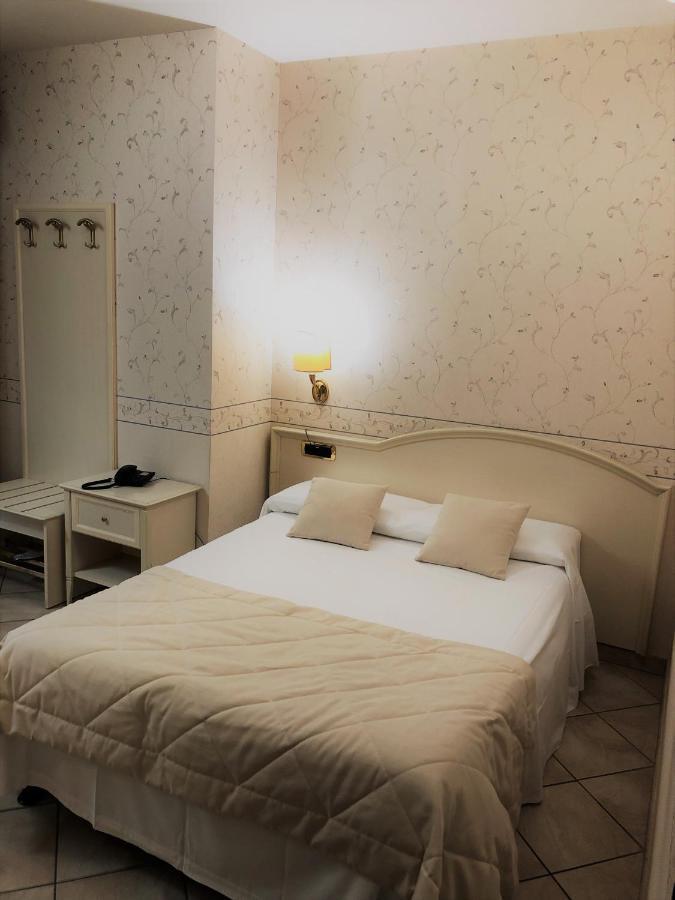 Hotel La Noce Chivasso Dış mekan fotoğraf