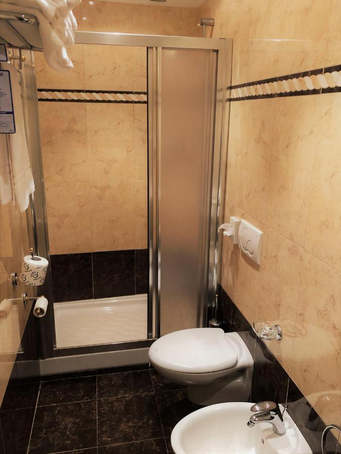 Hotel La Noce Chivasso Dış mekan fotoğraf